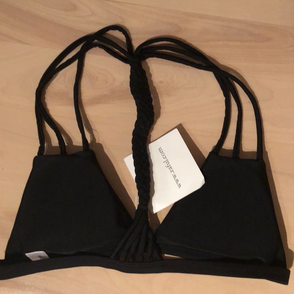 Black bikini top🖤 - Picture 2 of 2